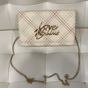 Love moschino , creqm , crossbody
